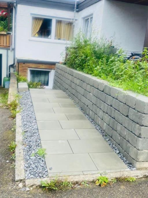 Apt. Sims Bei Stuttgart Flughafen/Metzingen 2-6 Person 스타인브론 외부 사진