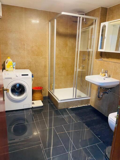 Apt. Sims Bei Stuttgart Flughafen/Metzingen 2-6 Person 스타인브론 외부 사진