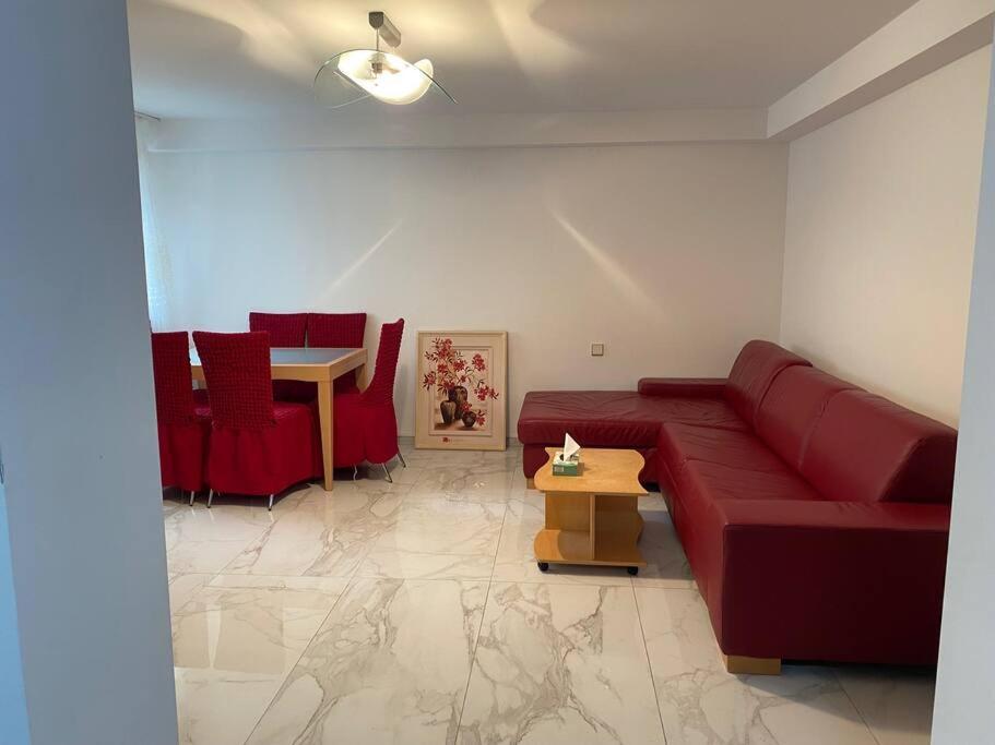 Apt. Sims Bei Stuttgart Flughafen/Metzingen 2-6 Person 스타인브론 외부 사진